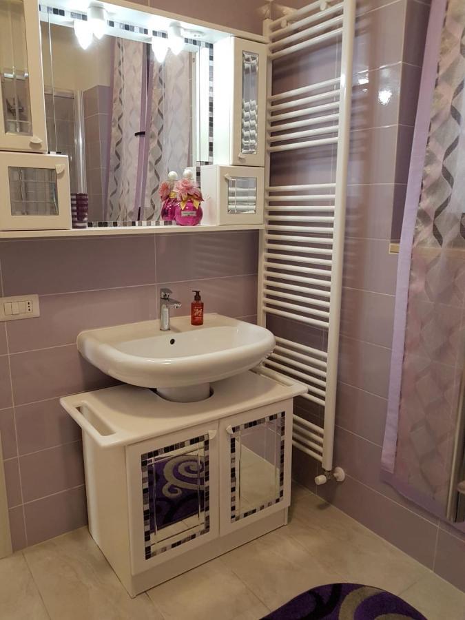 B&B La Casetta Di Lilly Амелиа Екстериор снимка